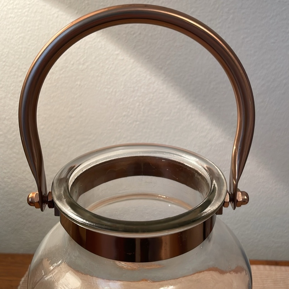 Large Unique Clear Glass Vase or Lantern with Rose Gold Copper Like Handle - Picture 2 of 12
